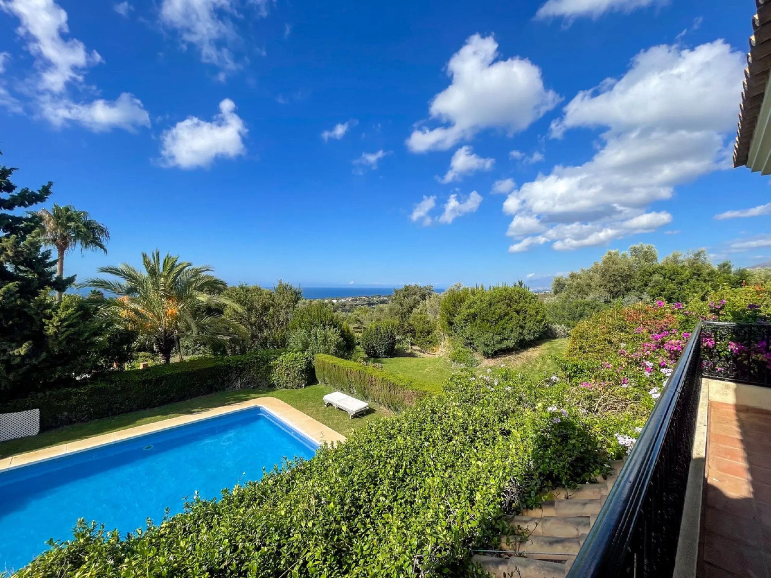 Detached Villa, El Rosario Marbella east