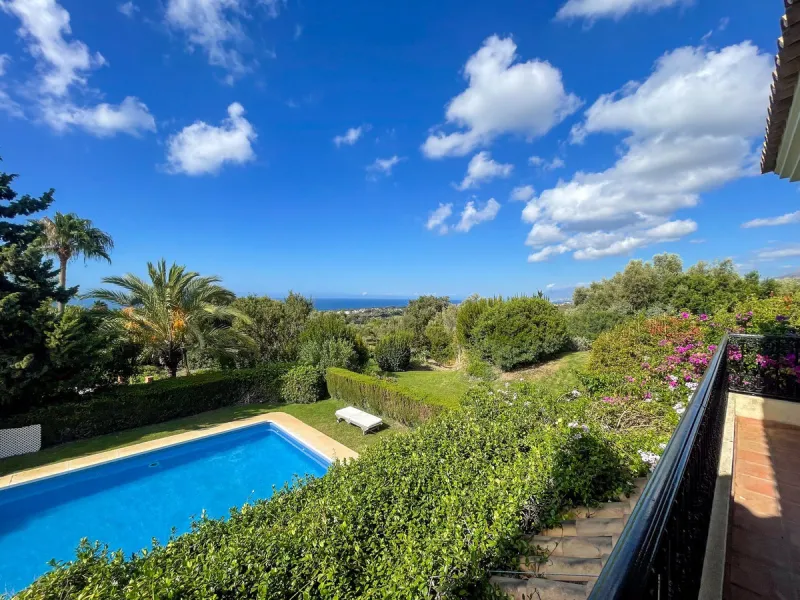 Detached Villa, El Rosario Marbella east