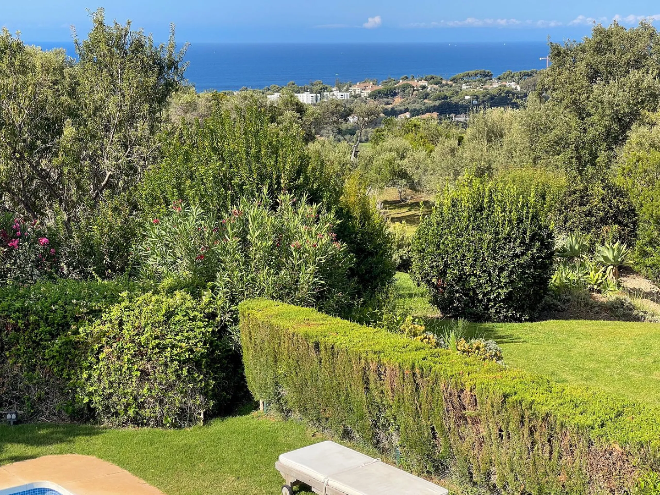 Detached Villa, El Rosario Marbella east