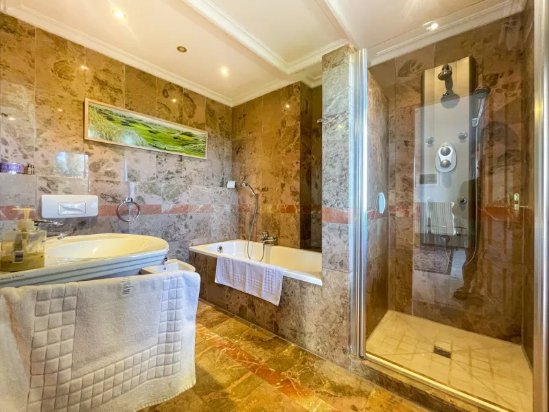 Detached Villa, El Rosario Marbella east