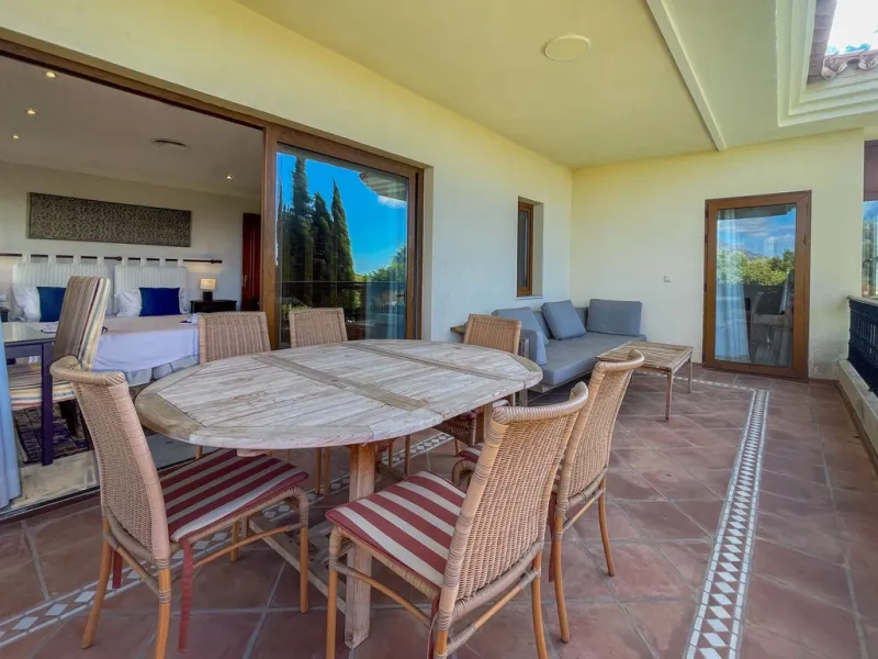 Detached Villa, El Rosario Marbella east
