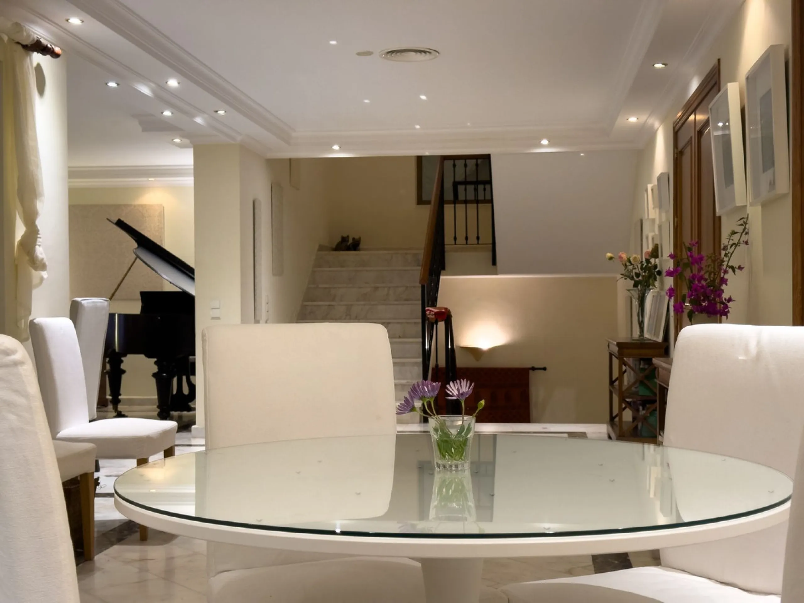 Detached Villa, El Rosario Marbella east