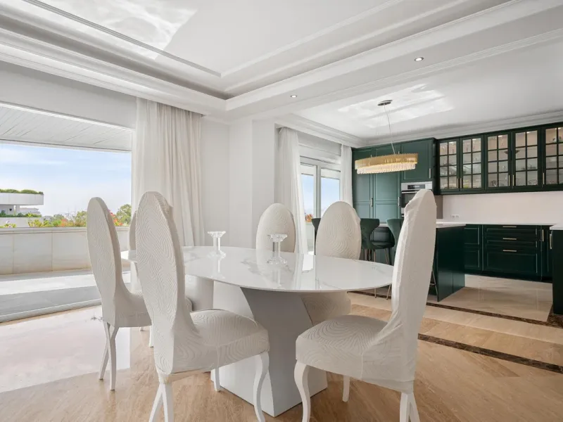 Available for short-term stays, this impressive top-floor apartment offers a rare combination of space, comfort, and security within an exclusive gated complex. With three bedrooms and five bathrooms, the property is perfectly suited for families or group