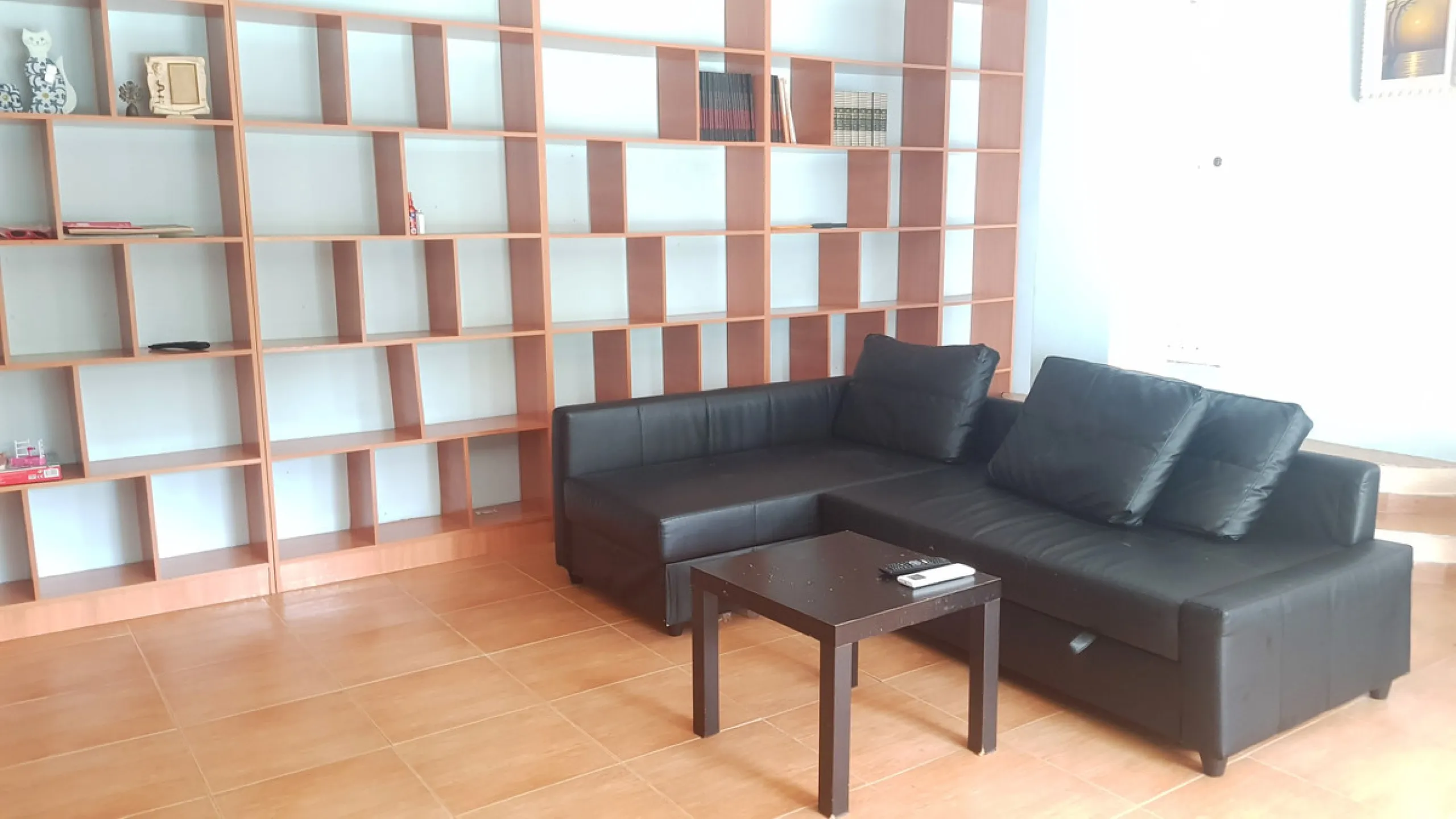 Detached villa in a very quiet area perfectly equipped and ready to move into.