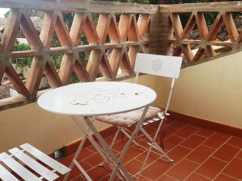 Detached villa in a very quiet area perfectly equipped and ready to move into.