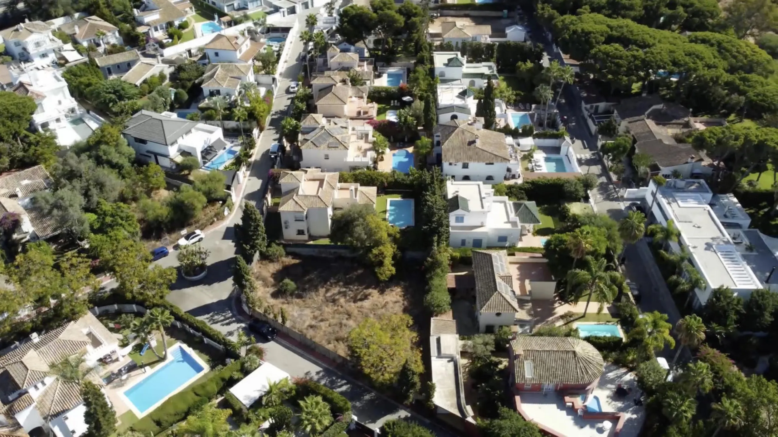Plot - Residential Plot в продаже в Marbella, Málaga. Площадь участка 713 м²