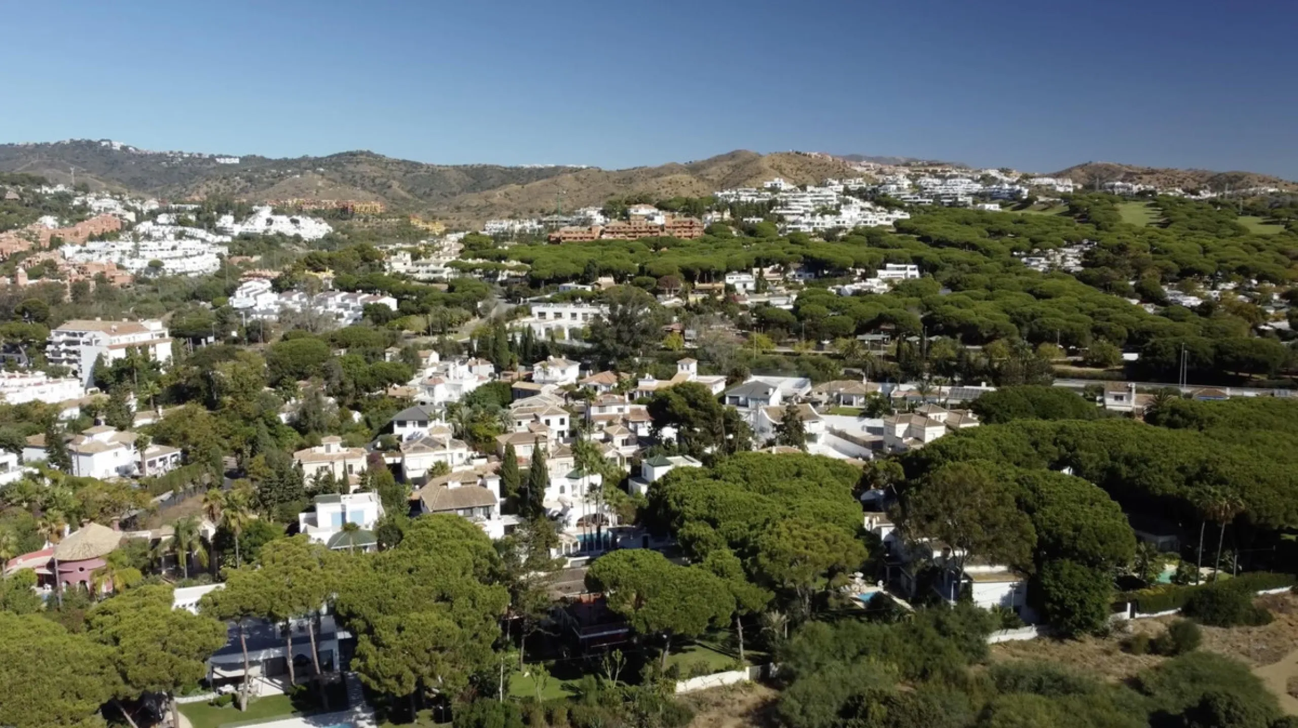 Plot - Residential Plot в продаже в Marbella, Málaga. Площадь участка 713 м²