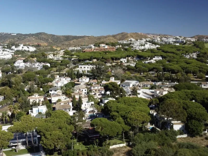 Plot - Residential Plot в продаже в Marbella, Málaga. Площадь участка 713 м²