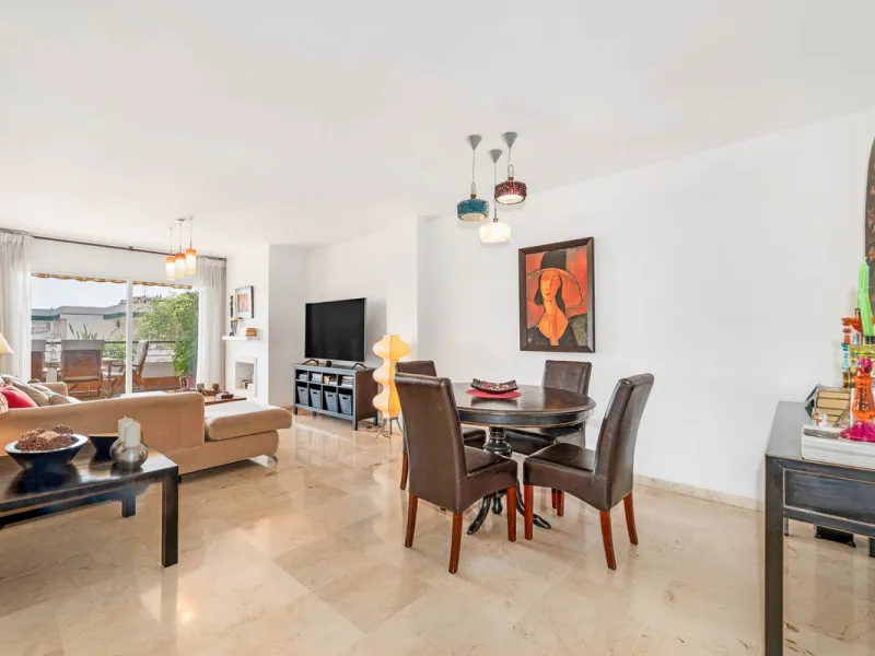 Guadalmina Golf-front Duplex Penthouse with views to La Concha.