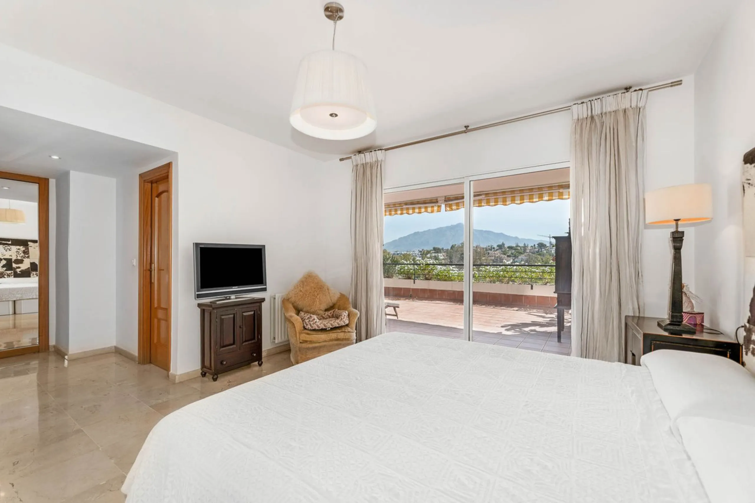 Guadalmina Golf-front Duplex Penthouse with views to La Concha.