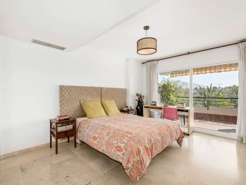 Guadalmina Golf-front Duplex Penthouse with views to La Concha.