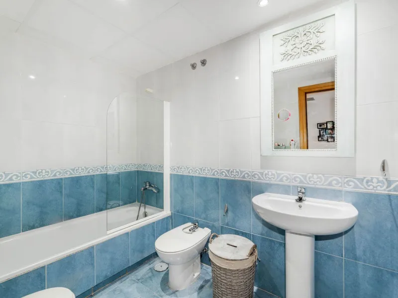 Guadalmina Golf-front Duplex Penthouse with views to La Concha.