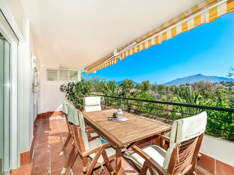 Guadalmina Golf-front Duplex Penthouse with views to La Concha.