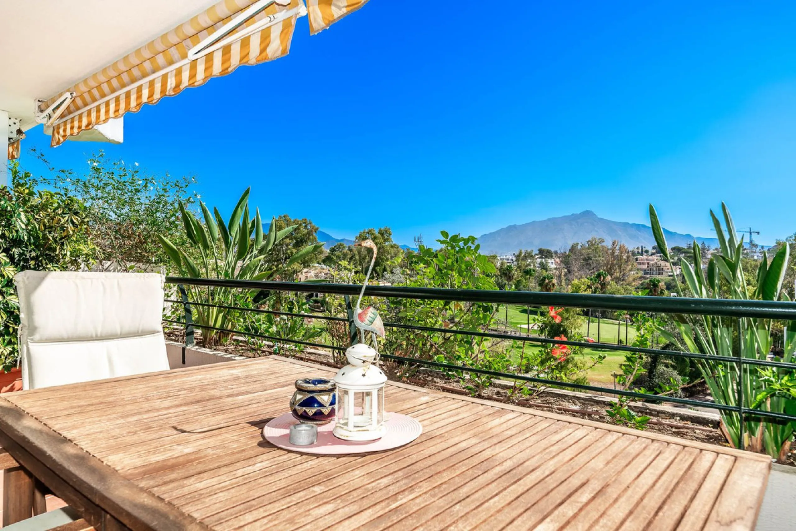 Guadalmina Golf-front Duplex Penthouse with views to La Concha.