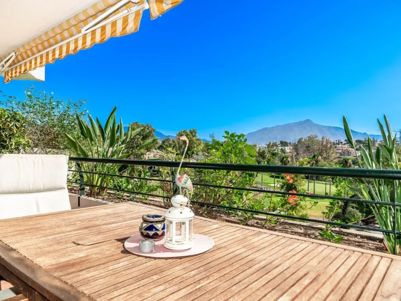 Guadalmina Golf-front Duplex Penthouse with views to La Concha.