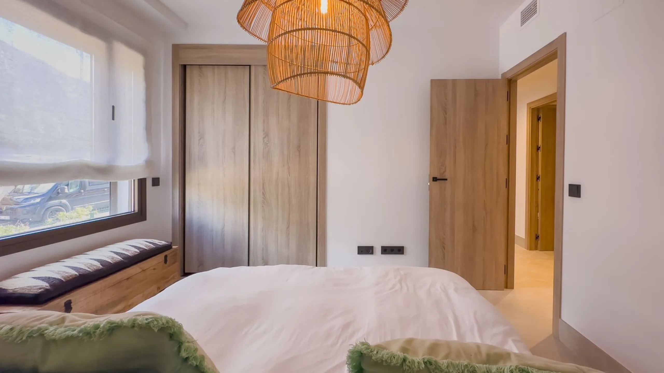 Exclusive Corner Penthouse with Rooftop Terrace and Panoramic Views over Istán and Marbella