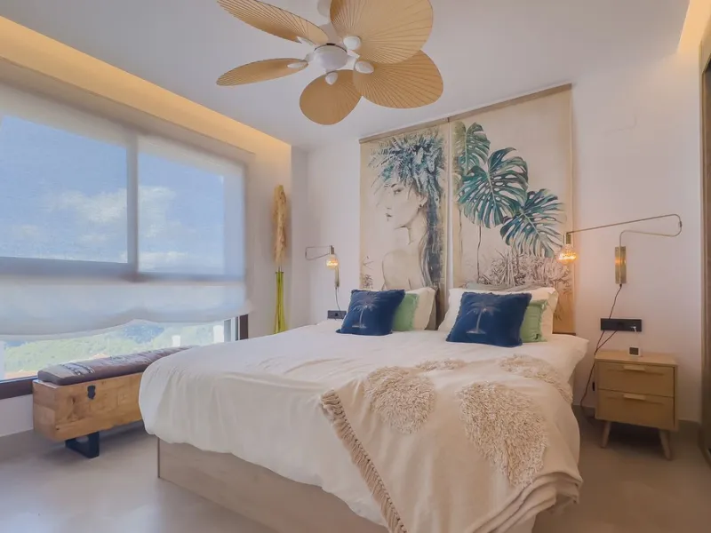 Exclusive Corner Penthouse with Rooftop Terrace and Panoramic Views over Istán and Marbella