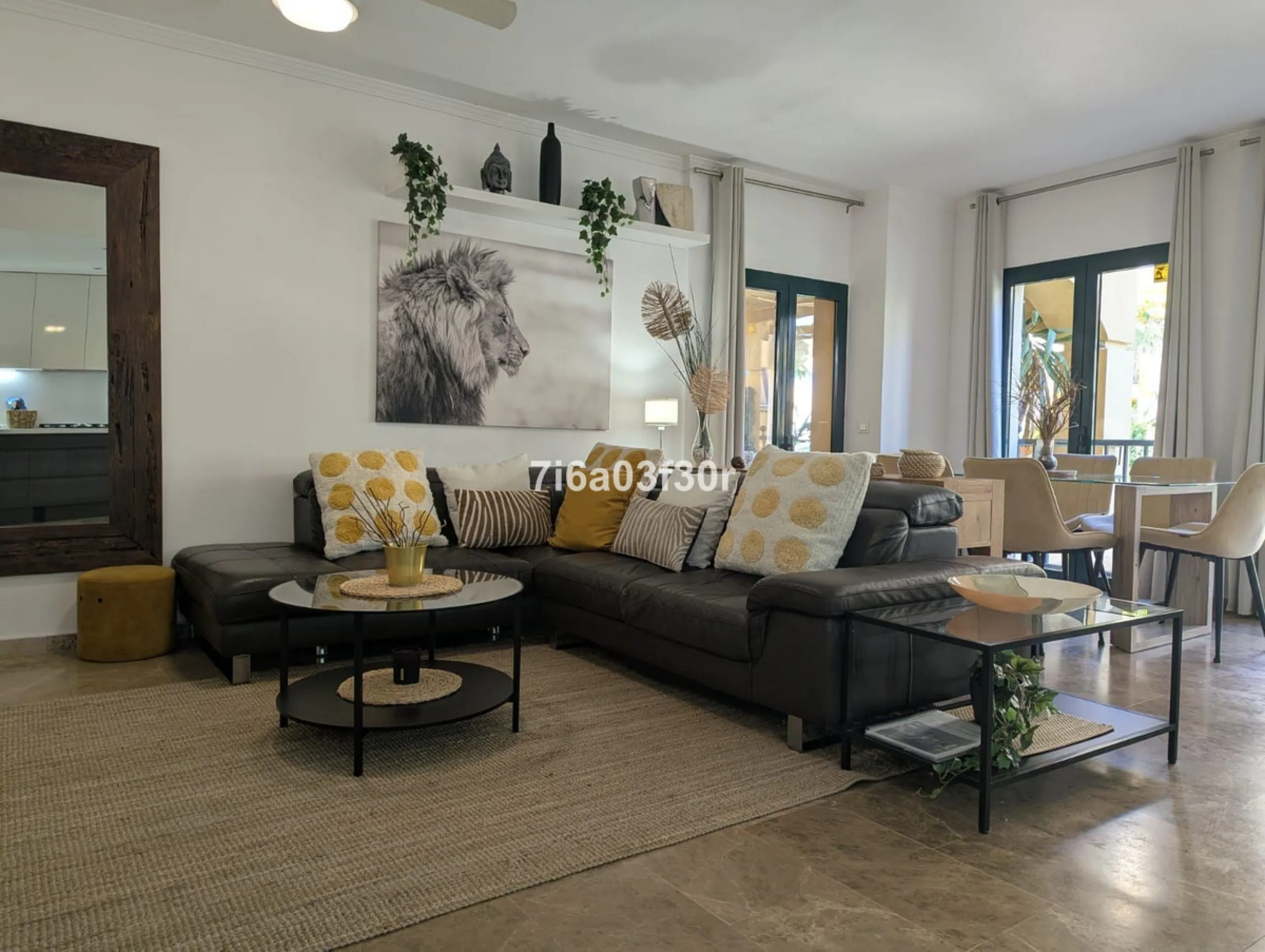 Apartment - Middle Floor Apartment в продаже в Marbella, Málaga. В доме 3 спален и 3 ванных комнат. Площадь дома 147 м²