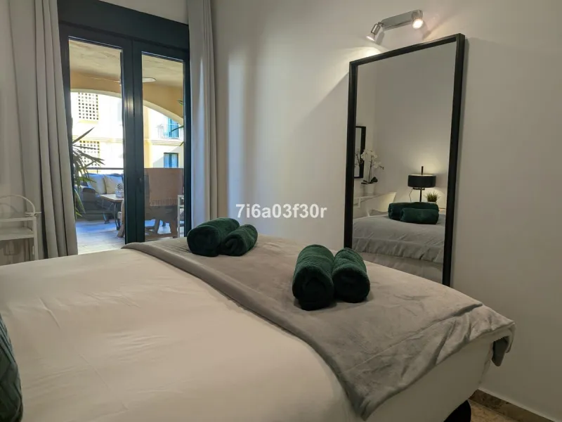 Apartment - Middle Floor Apartment в продаже в Marbella, Málaga. В доме 3 спален и 3 ванных комнат. Площадь дома 147 м²