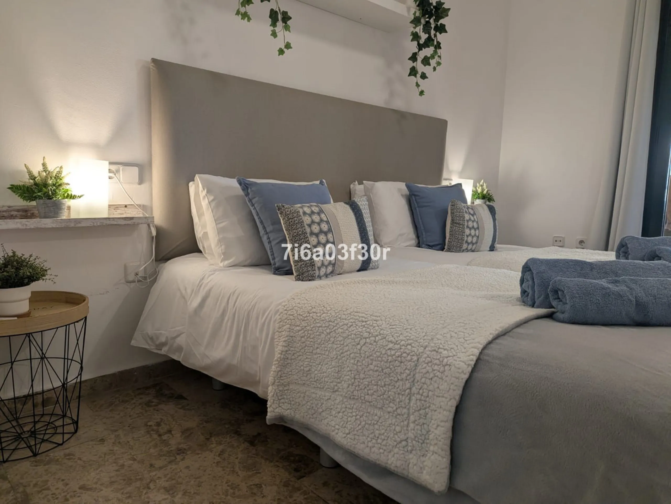 Apartment - Middle Floor Apartment в продаже в Marbella, Málaga. В доме 3 спален и 3 ванных комнат. Площадь дома 147 м²