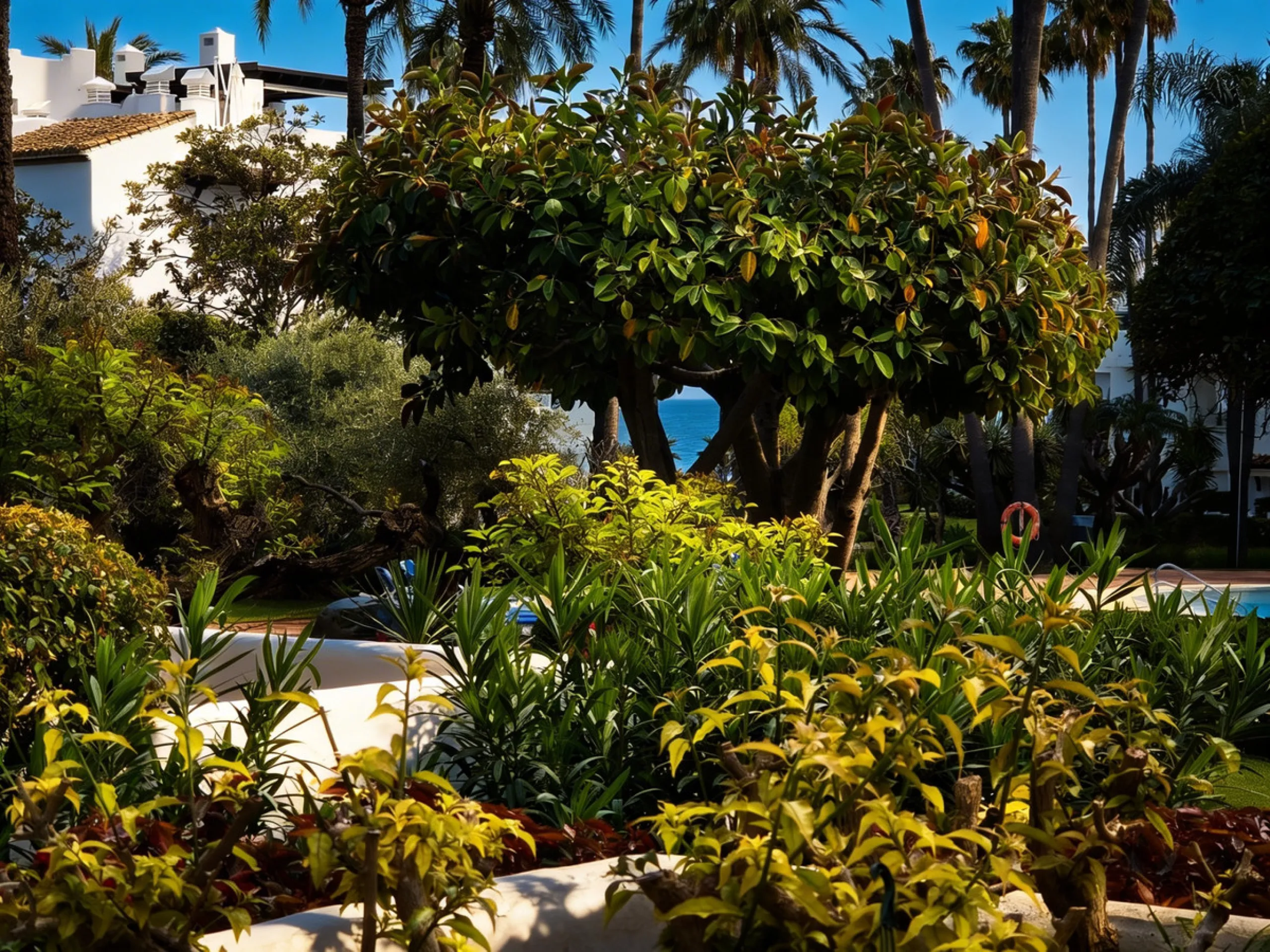 Apartment - Ground Floor Apartment в продаже в Estepona, Málaga. В доме 2 спален и 2 ванных комнат. Площадь дома 140 м²