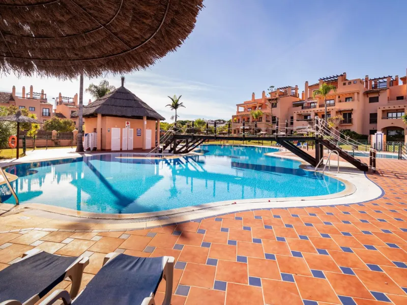 Stunning Refurbished 4-Bedroom Apartment in Immaculate Condition – Hacienda del Sol