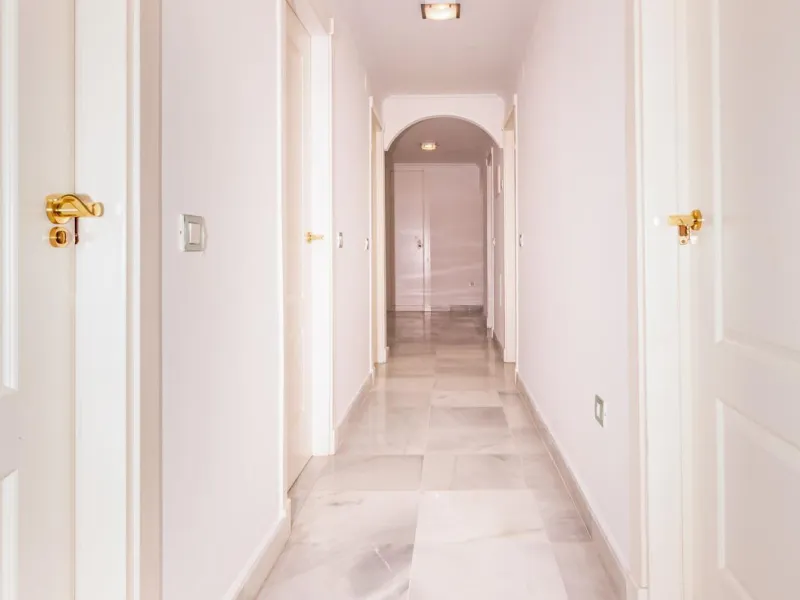 Stunning Refurbished 4-Bedroom Apartment in Immaculate Condition – Hacienda del Sol