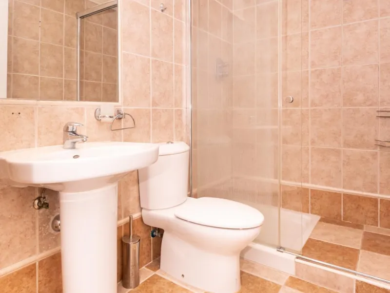 Stunning Refurbished 4-Bedroom Apartment in Immaculate Condition – Hacienda del Sol