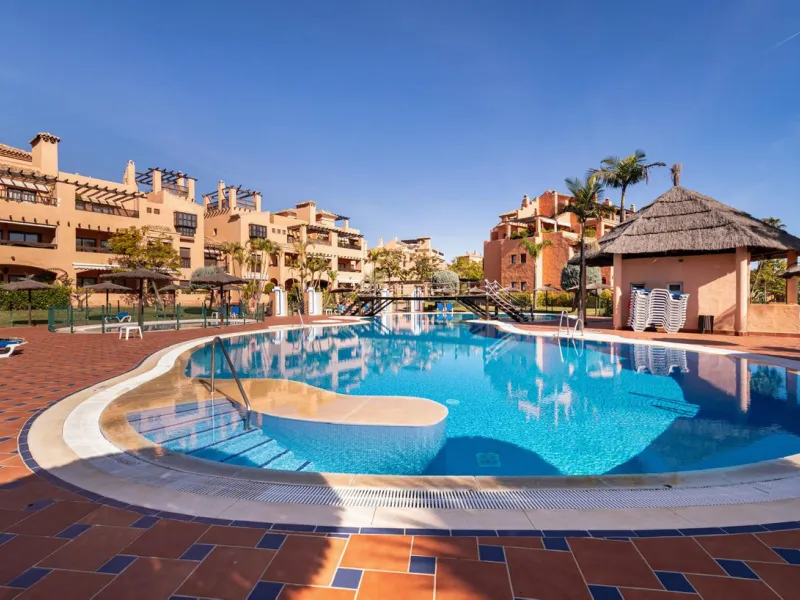 Stunning Refurbished 4-Bedroom Apartment in Immaculate Condition – Hacienda del Sol