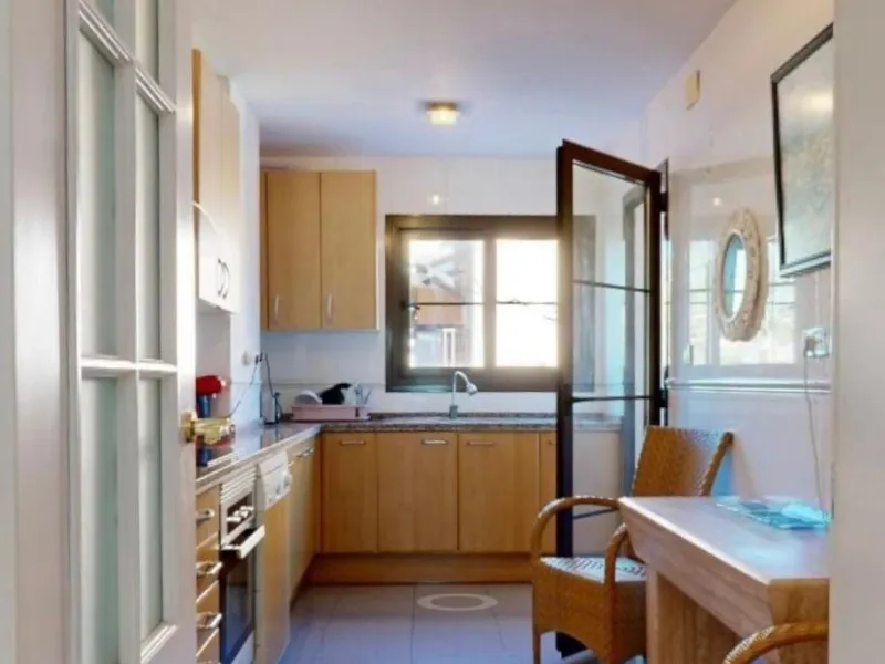 Stunning Refurbished 4-Bedroom Apartment in Immaculate Condition – Hacienda del Sol