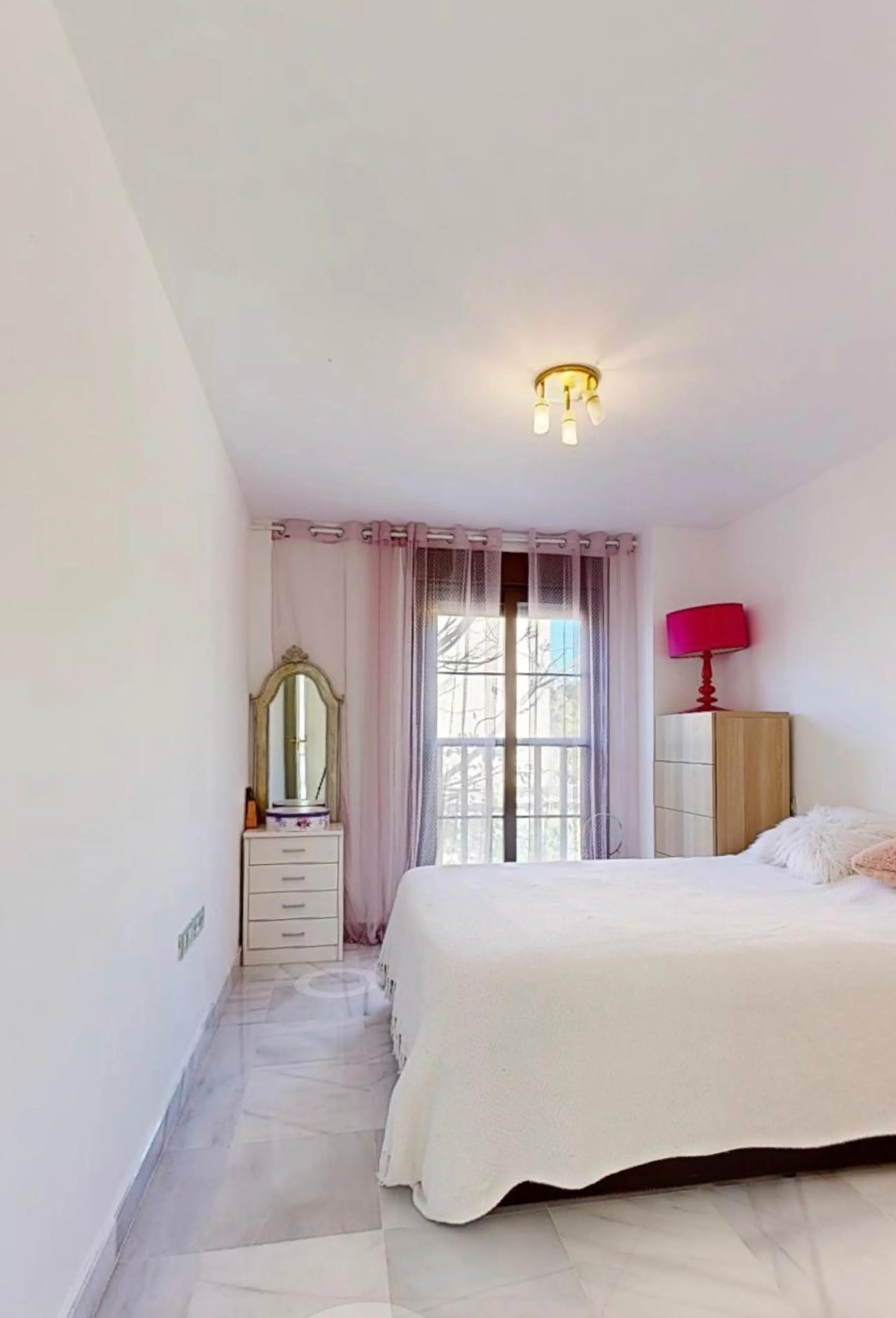 Stunning Refurbished 4-Bedroom Apartment in Immaculate Condition – Hacienda del Sol