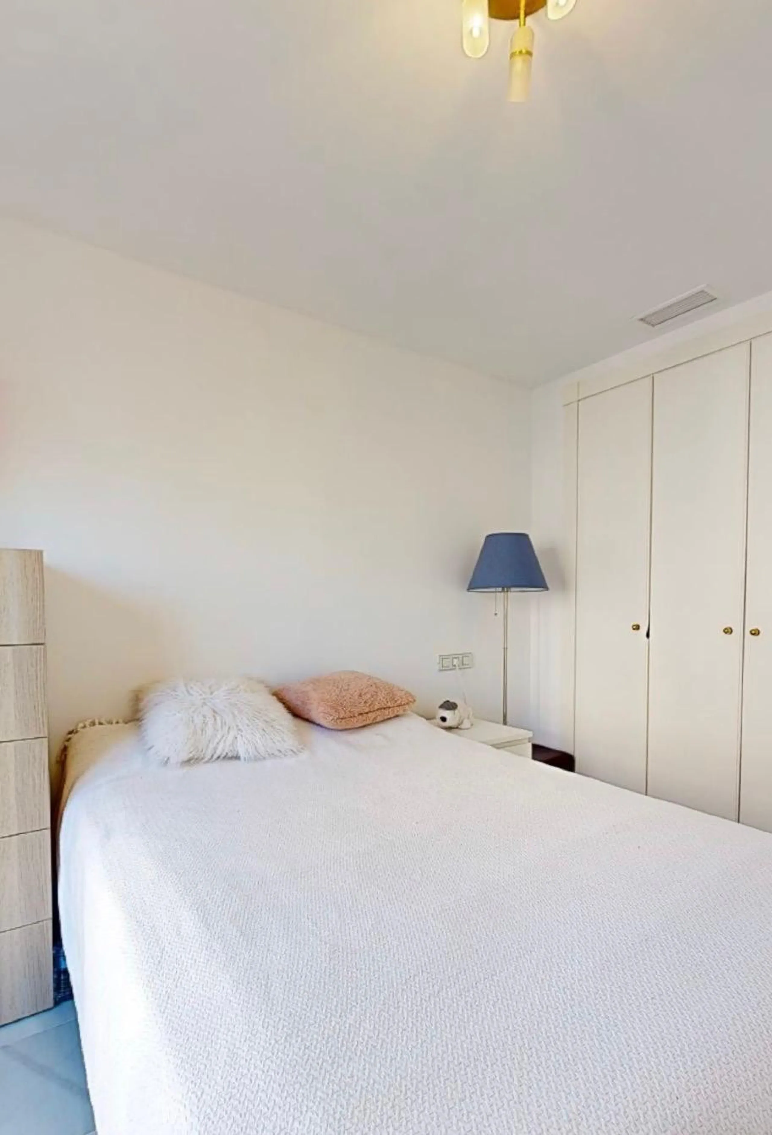 Stunning Refurbished 4-Bedroom Apartment in Immaculate Condition – Hacienda del Sol