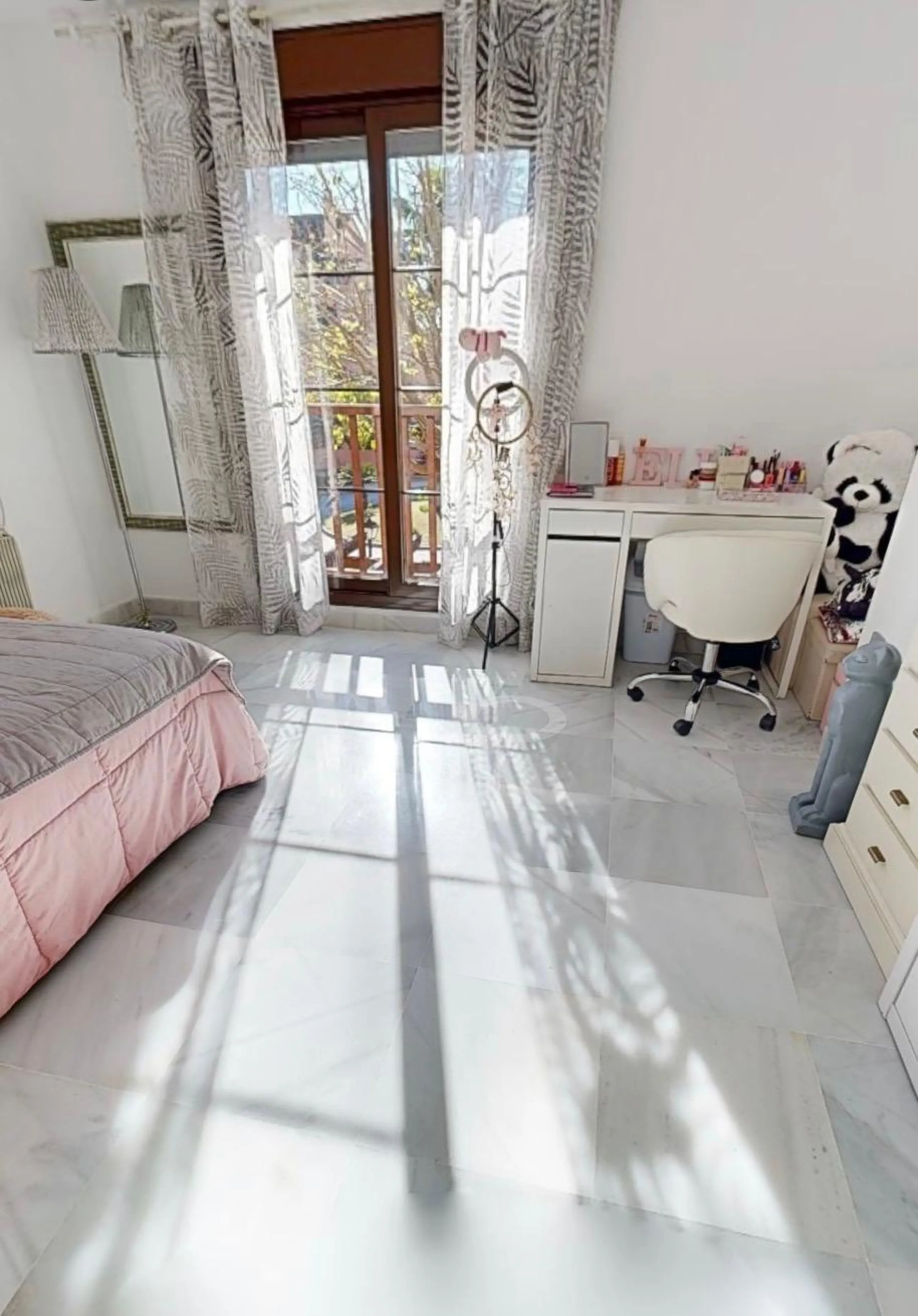 Stunning Refurbished 4-Bedroom Apartment in Immaculate Condition – Hacienda del Sol
