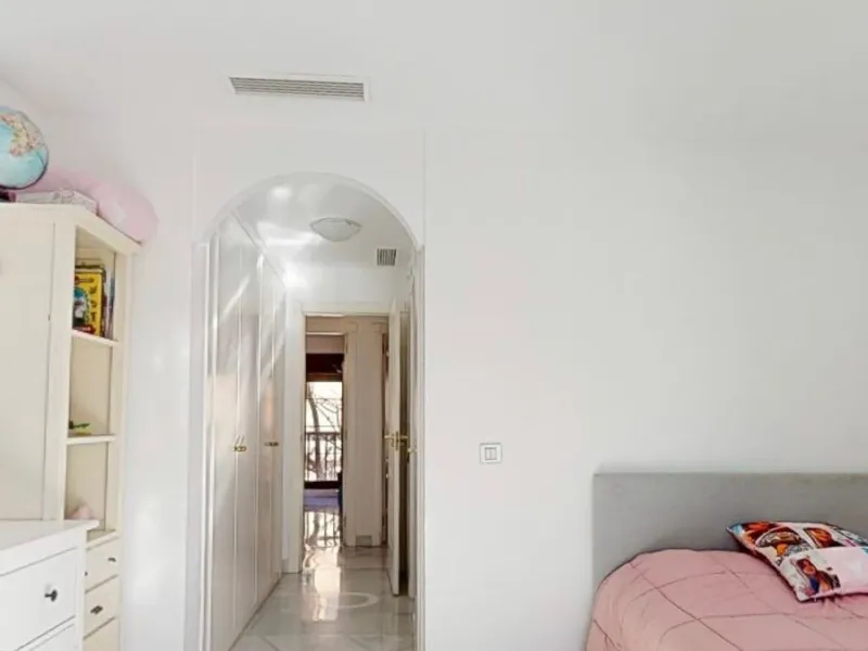 Stunning Refurbished 4-Bedroom Apartment in Immaculate Condition – Hacienda del Sol