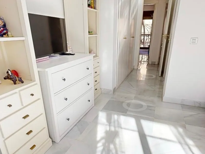 Stunning Refurbished 4-Bedroom Apartment in Immaculate Condition – Hacienda del Sol