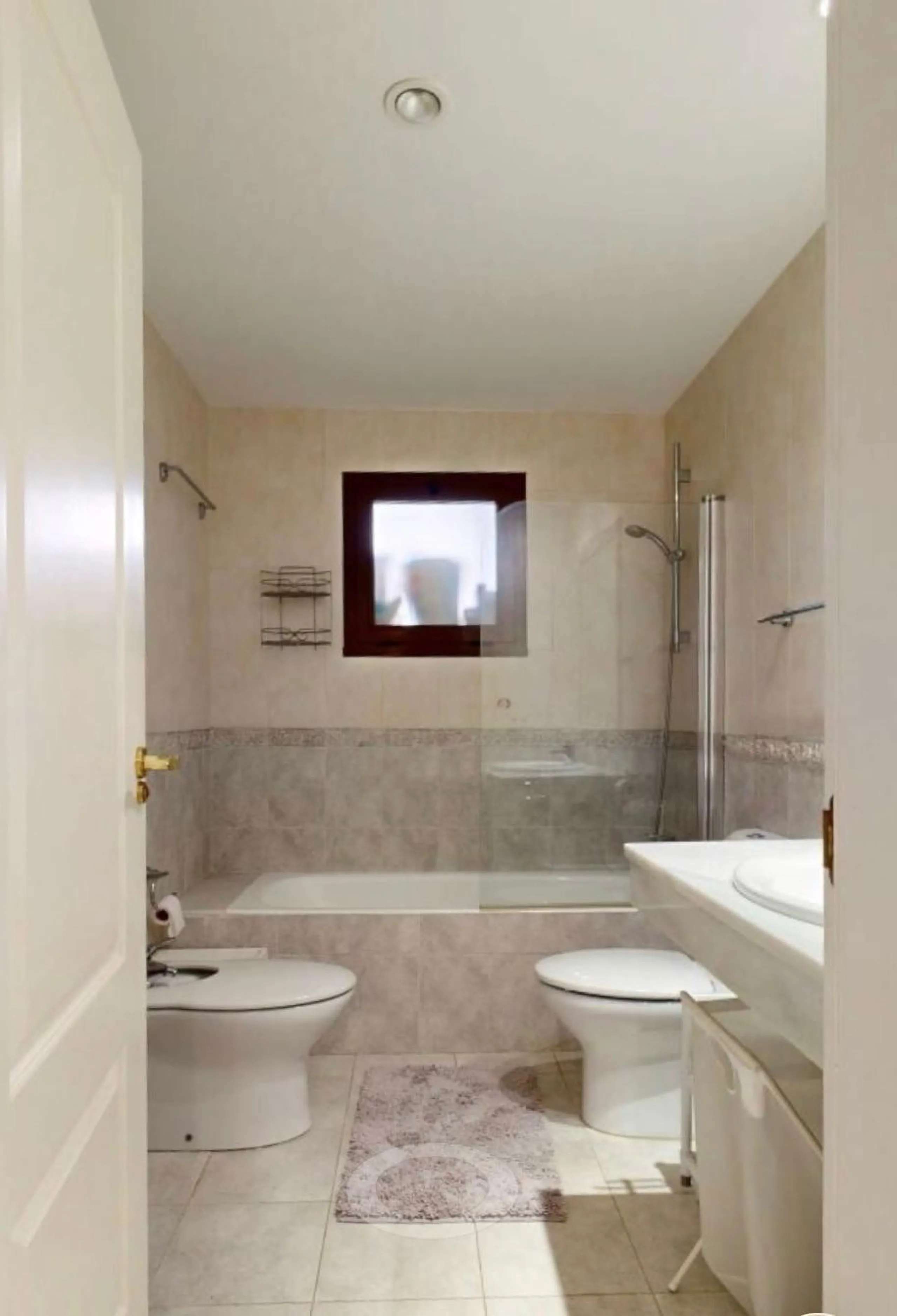 Stunning Refurbished 4-Bedroom Apartment in Immaculate Condition – Hacienda del Sol