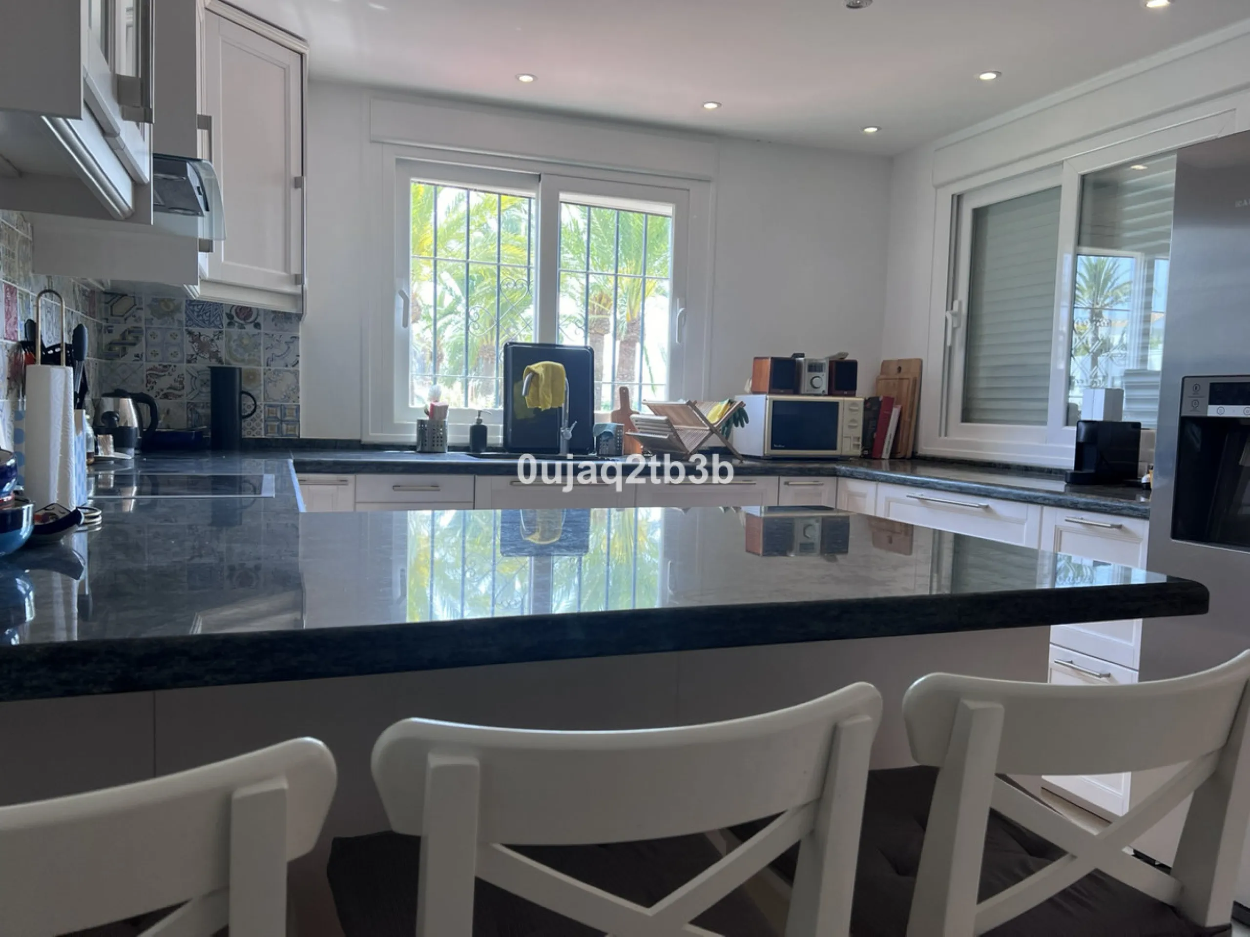 Apartment - Duplex в продаже в Marbella, Málaga. В доме 4 спален и 4 ванных комнат. Площадь дома 216 м²