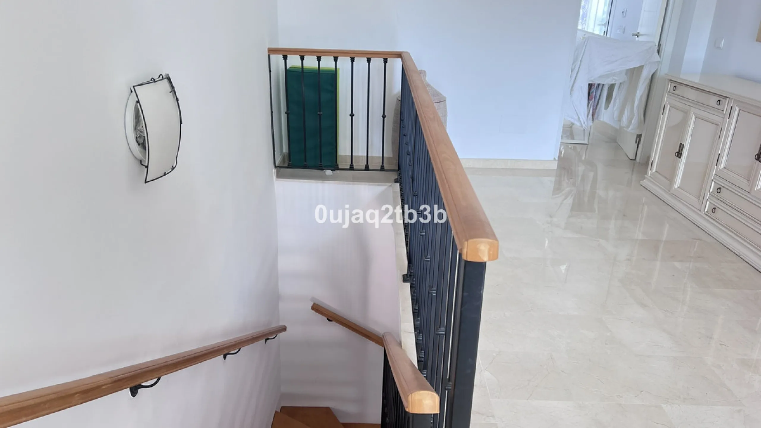 Apartment - Duplex в продаже в Marbella, Málaga. В доме 4 спален и 4 ванных комнат. Площадь дома 216 м²