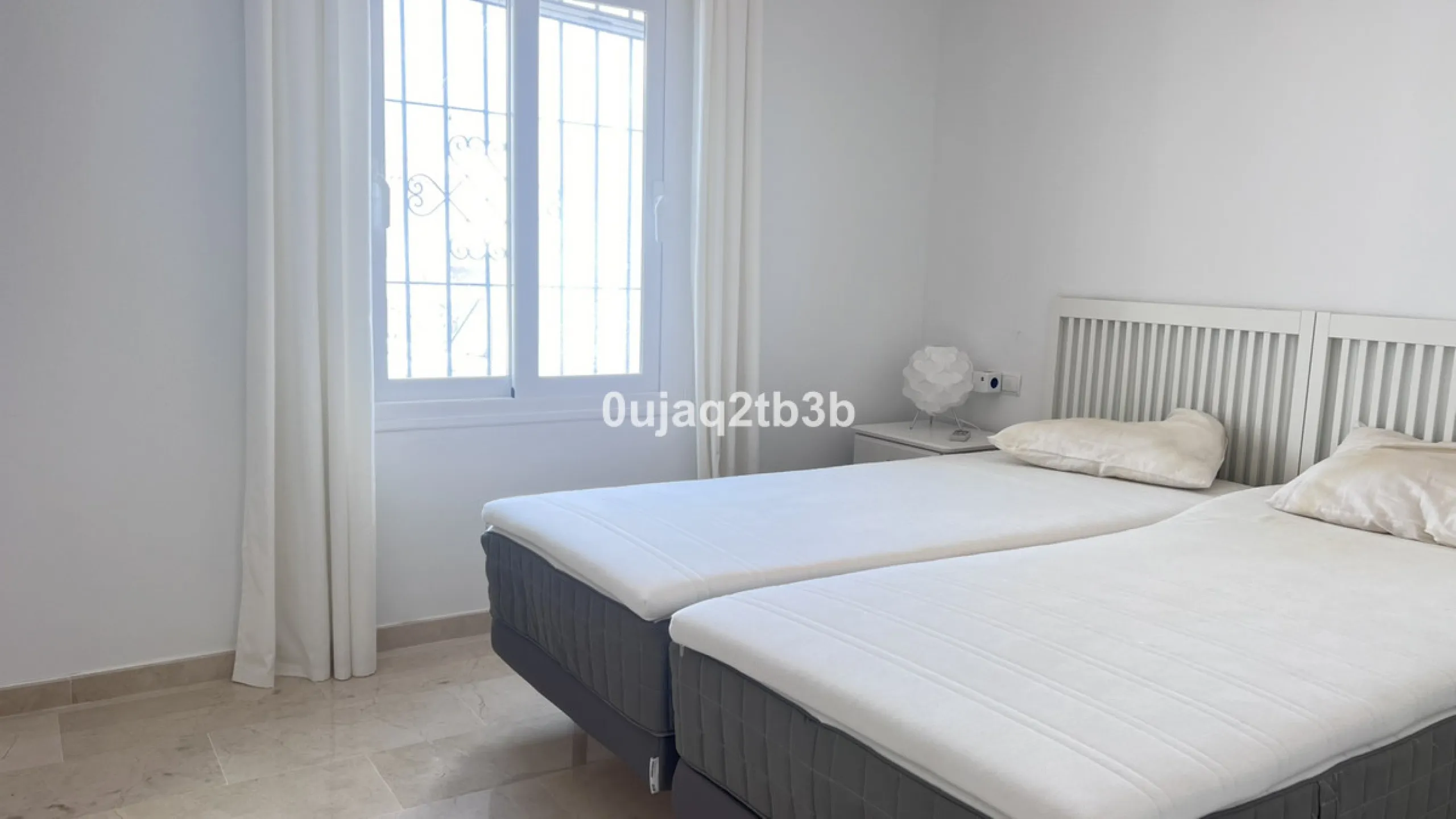 Apartment - Duplex в продаже в Marbella, Málaga. В доме 4 спален и 4 ванных комнат. Площадь дома 216 м²