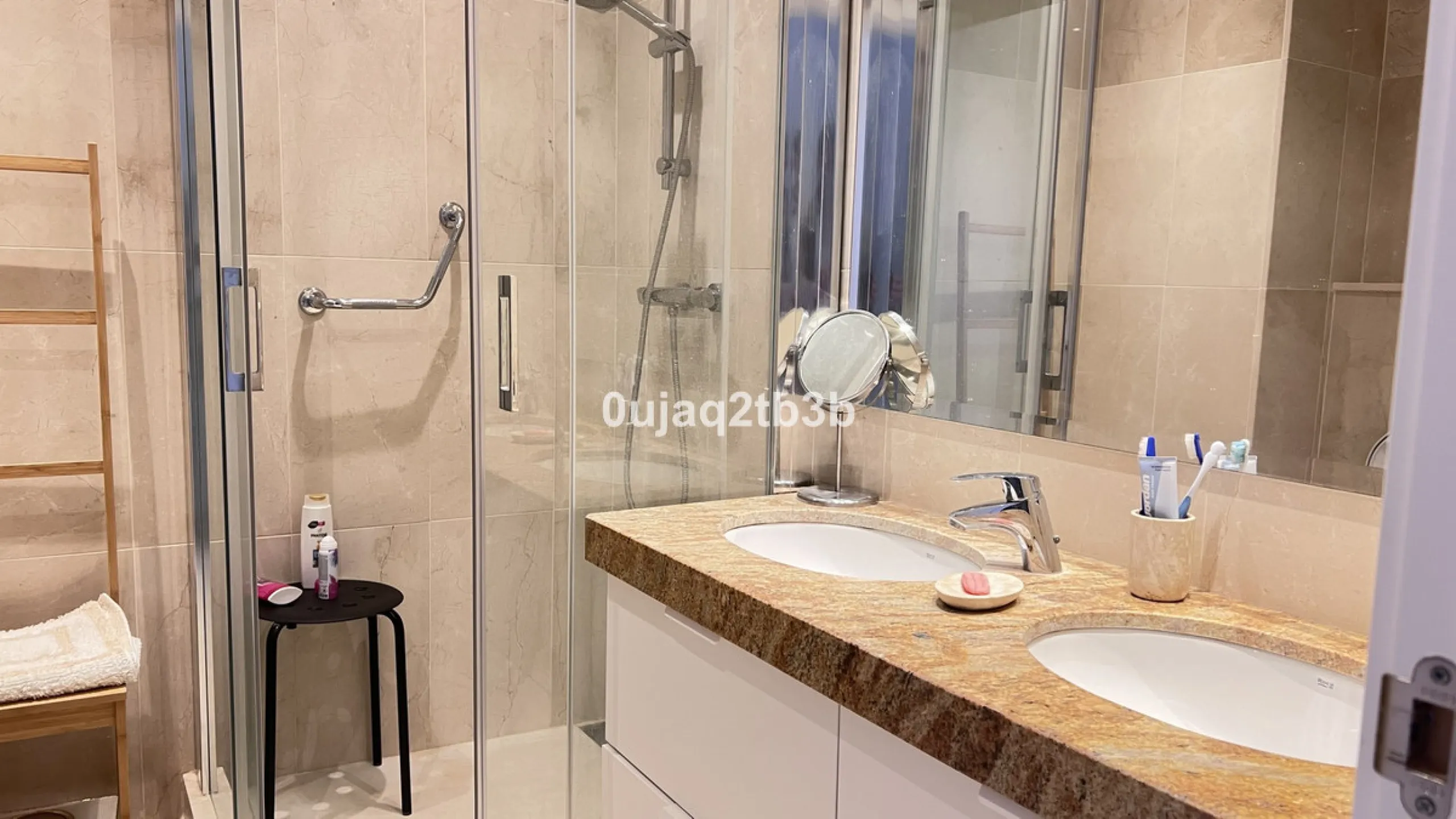 Apartment - Duplex в продаже в Marbella, Málaga. В доме 4 спален и 4 ванных комнат. Площадь дома 216 м²