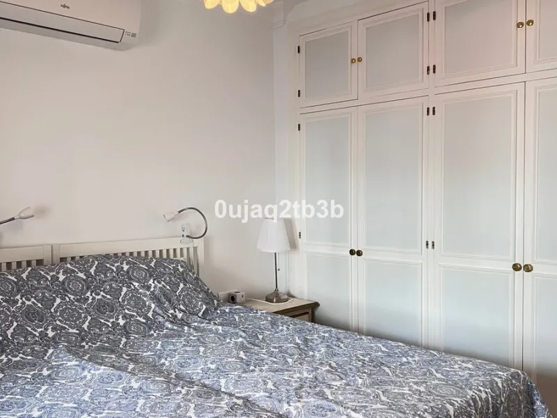 Apartment - Duplex в продаже в Marbella, Málaga. В доме 4 спален и 4 ванных комнат. Площадь дома 216 м²