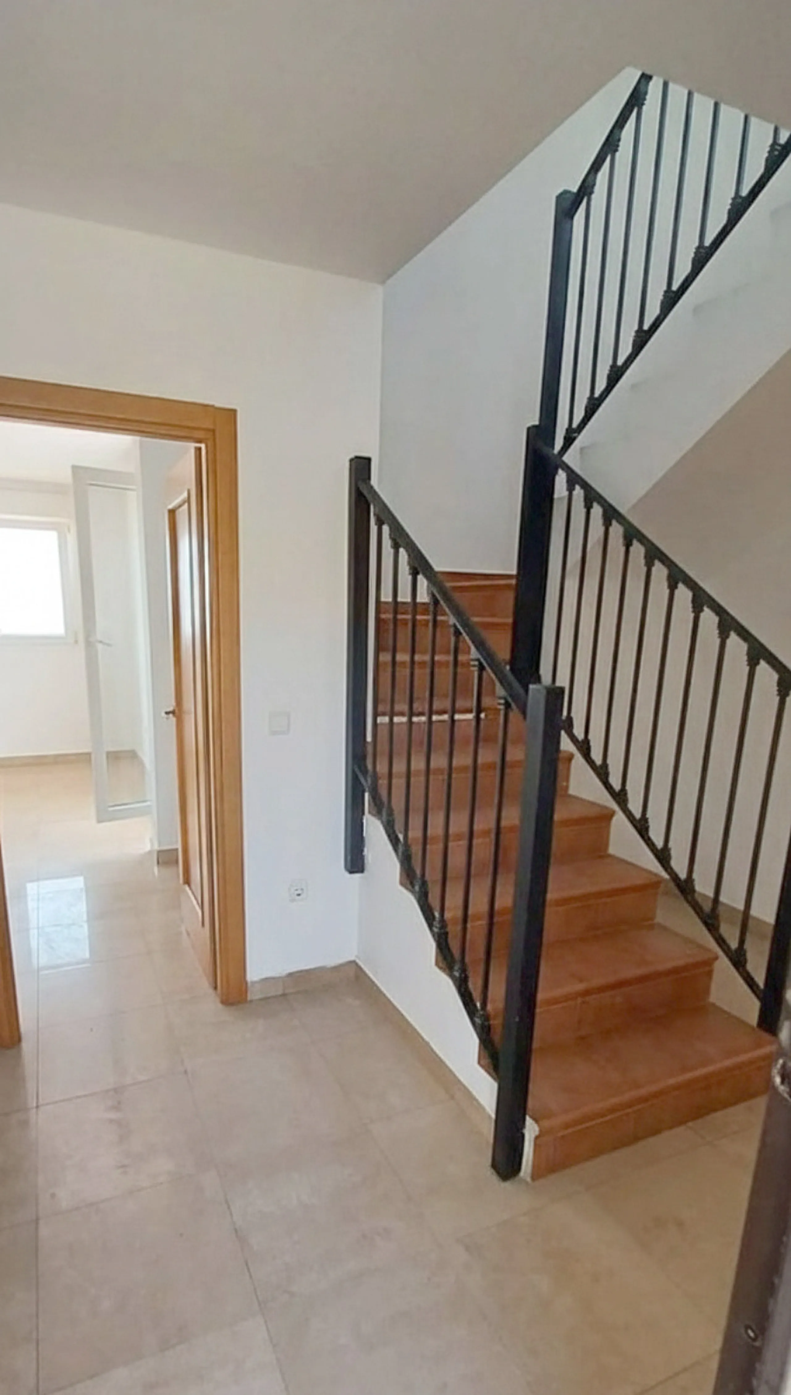 Apartment - Penthouse Duplex в продаже в Manilva, Málaga. В доме 3 спален и 3 ванных комнат. Площадь дома 125 м²