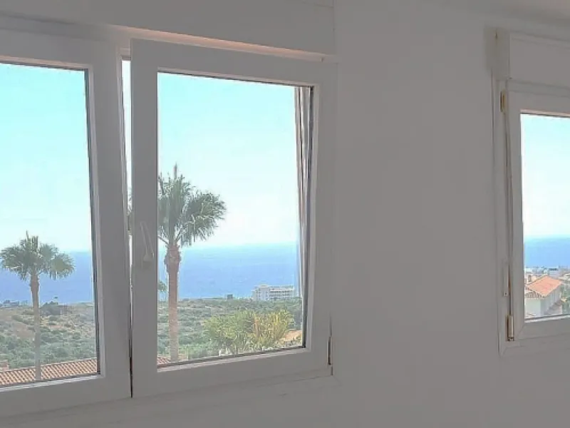 Apartment - Penthouse Duplex в продаже в Manilva, Málaga. В доме 3 спален и 3 ванных комнат. Площадь дома 125 м²