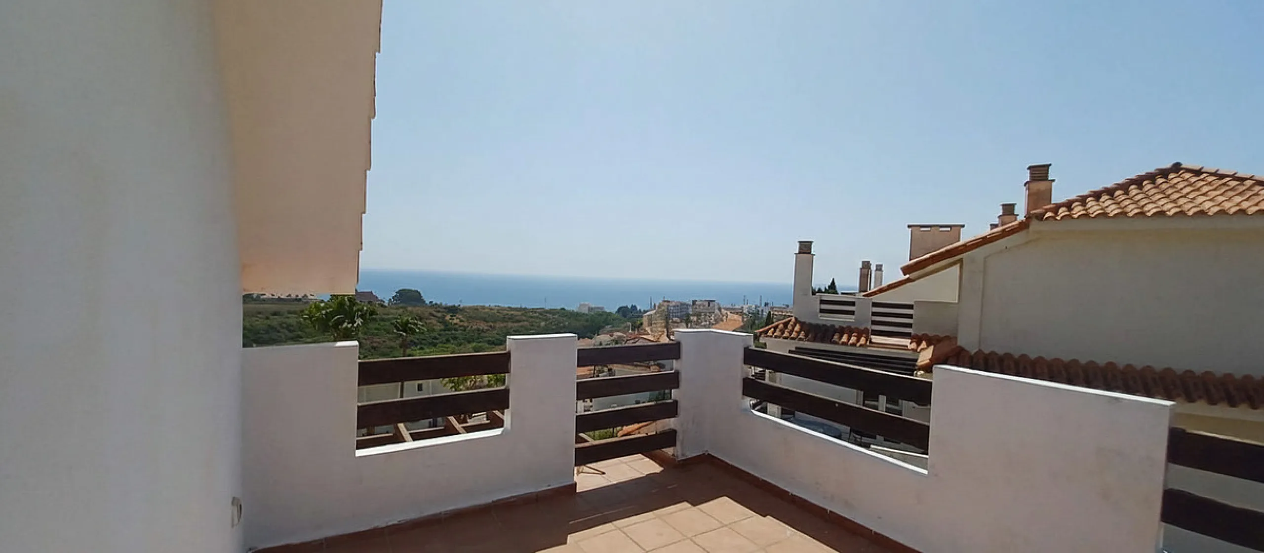 Apartment - Penthouse Duplex в продаже в Manilva, Málaga. В доме 3 спален и 3 ванных комнат. Площадь дома 125 м²