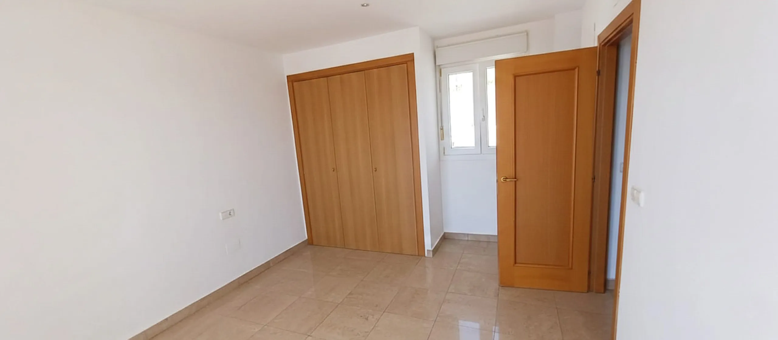 Apartment - Penthouse Duplex в продаже в Manilva, Málaga. В доме 3 спален и 3 ванных комнат. Площадь дома 125 м²