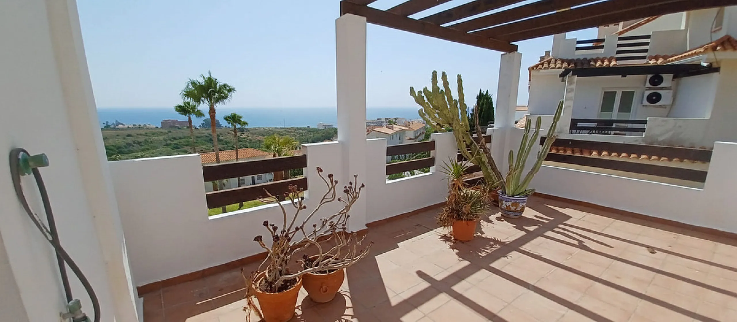 Apartment - Penthouse Duplex в продаже в Manilva, Málaga. В доме 3 спален и 3 ванных комнат. Площадь дома 125 м²