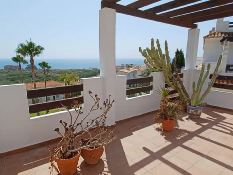 Apartment - Penthouse Duplex в продаже в Manilva, Málaga. В доме 3 спален и 3 ванных комнат. Площадь дома 125 м²