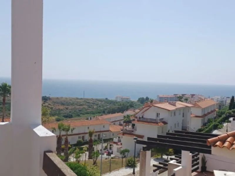Apartment - Penthouse Duplex в продаже в Manilva, Málaga. В доме 3 спален и 3 ванных комнат. Площадь дома 125 м²