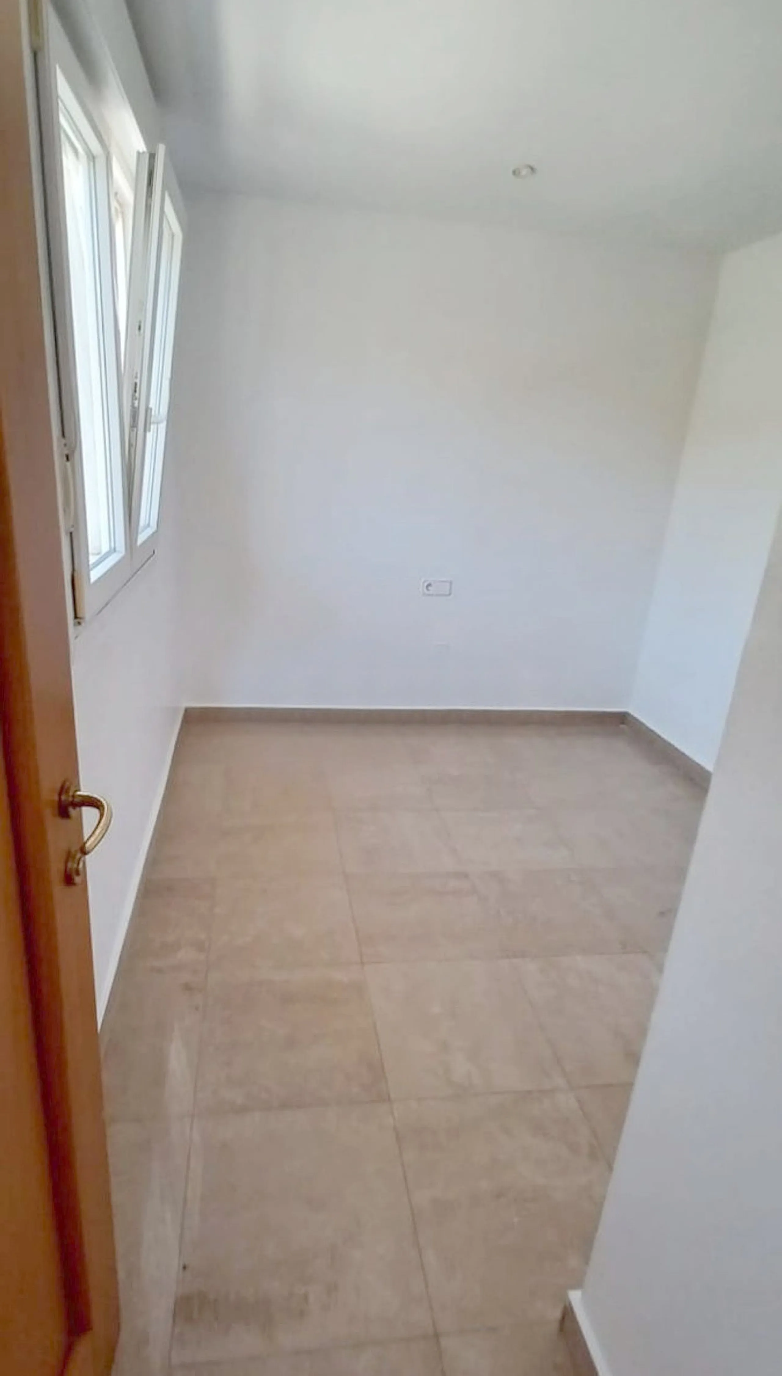 Apartment - Penthouse Duplex в продаже в Manilva, Málaga. В доме 3 спален и 3 ванных комнат. Площадь дома 125 м²