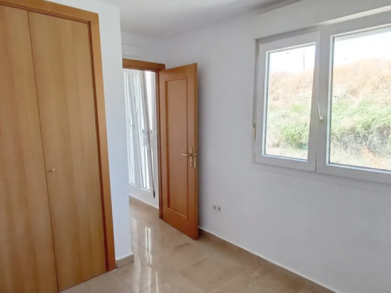 Apartment - Penthouse Duplex в продаже в Manilva, Málaga. В доме 3 спален и 3 ванных комнат. Площадь дома 125 м²
